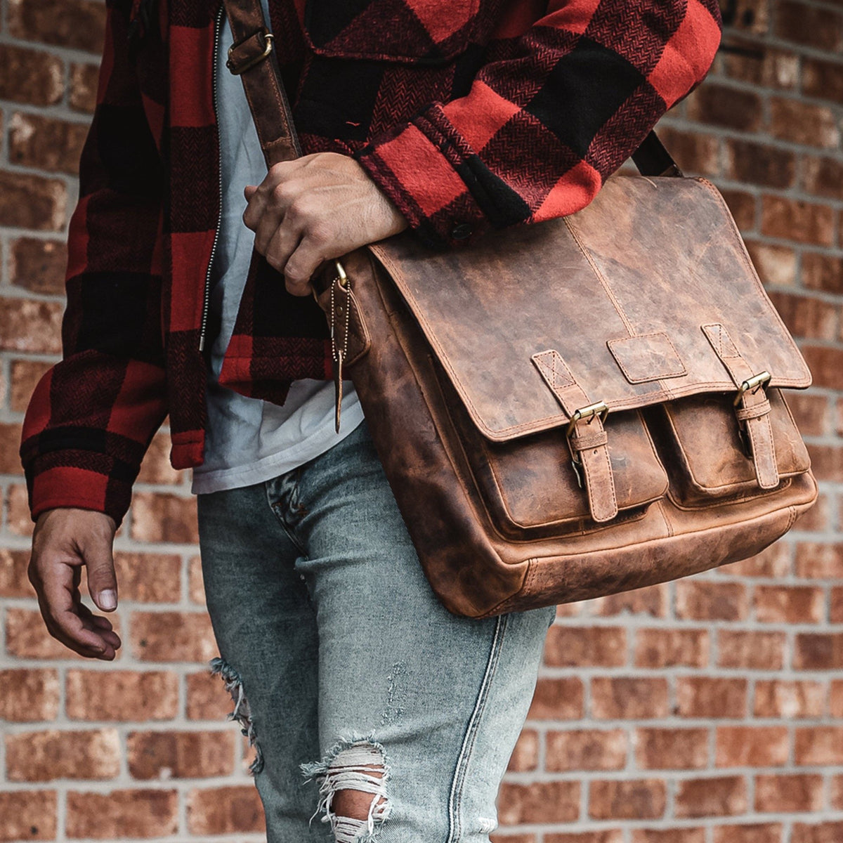 Mens distressed leather messenger bag shop
